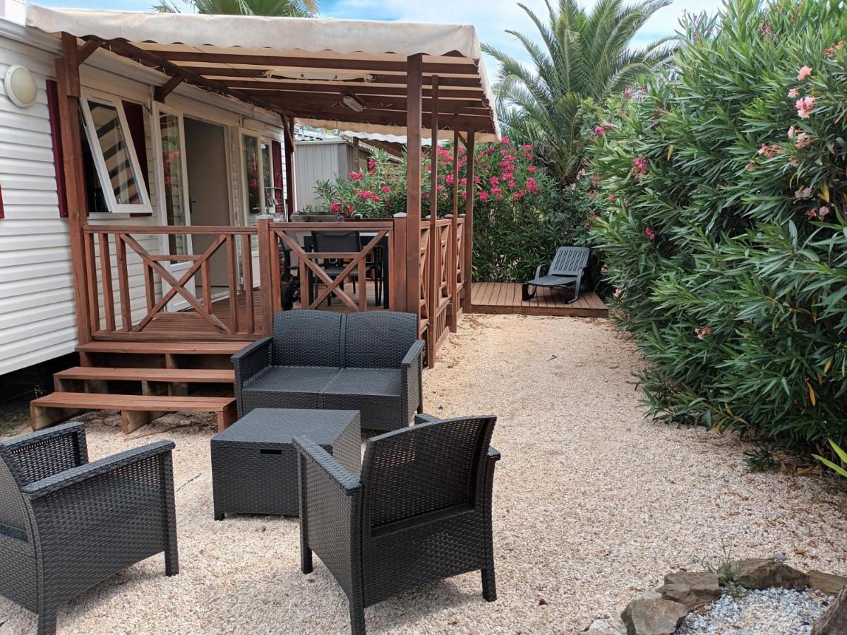Camping Le Clos Du Thym 滨海阿热莱斯 外观 照片